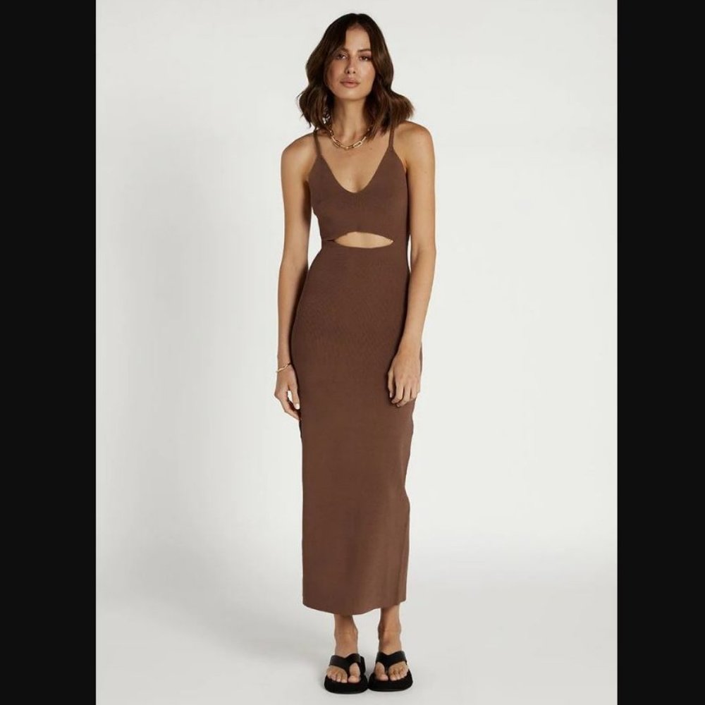 Dissh | Ribbed V Neck Cut Out Fitted Midi Dress Chocolate Brown